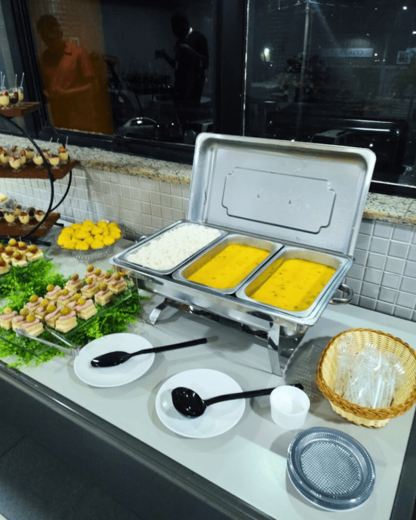 Kit Corporativo com Refeição - 35 a 40 pessoas